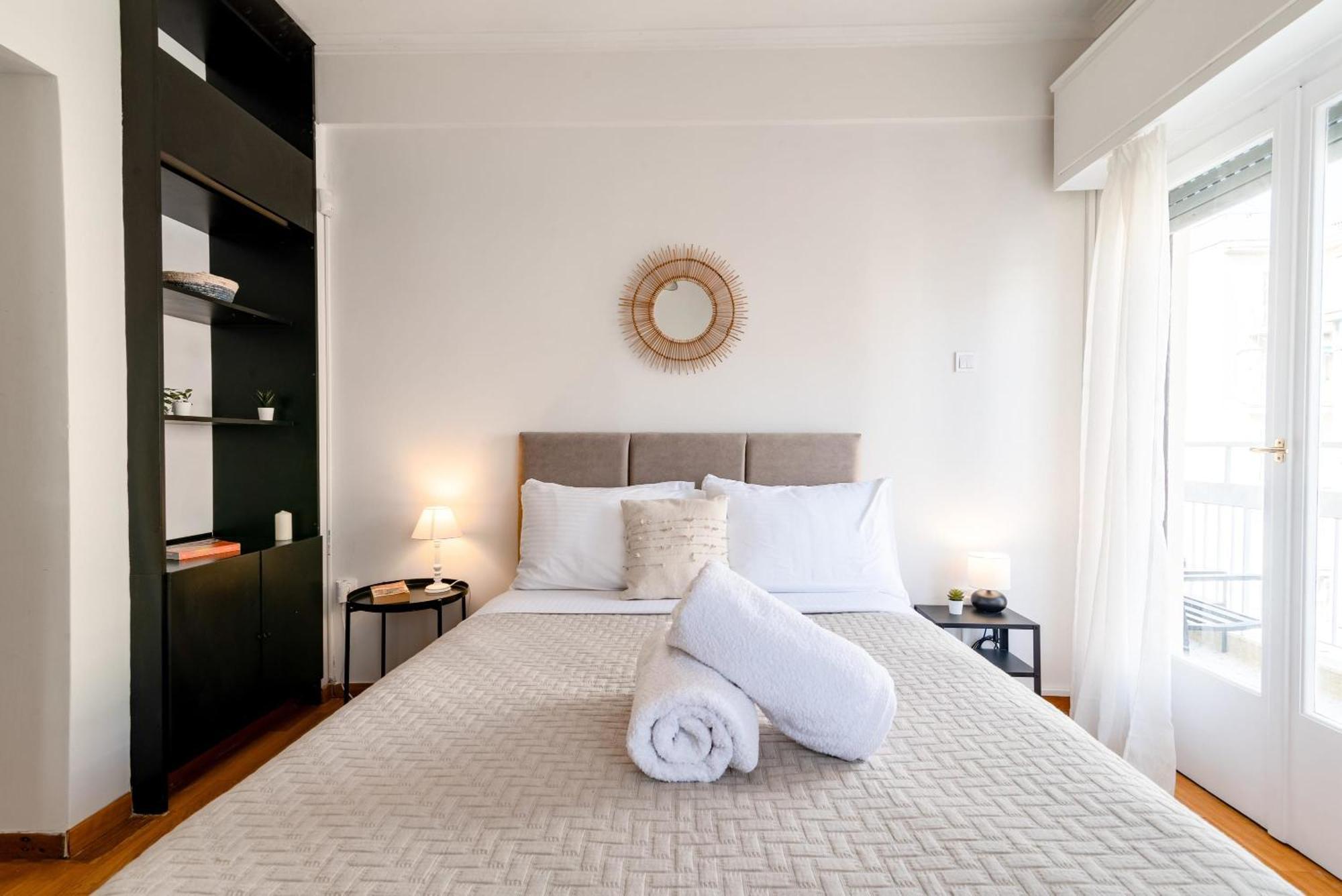 Exarchia Artistic Getaway For Groups Athen