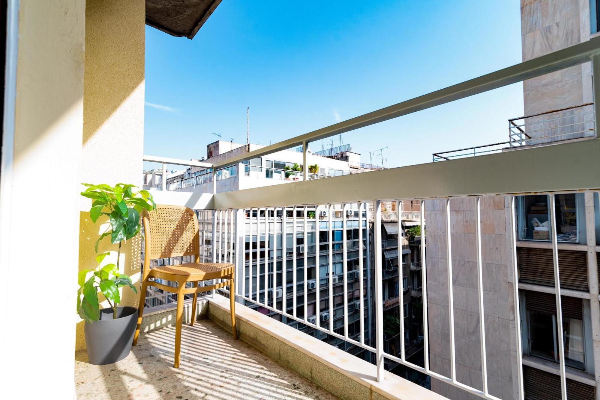 Apartment Exarchia Artistic Getaway For Groups *