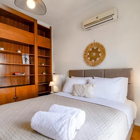 Ferienwohnung Exarchia Artistic Getaway For Groups Athen Exterior foto